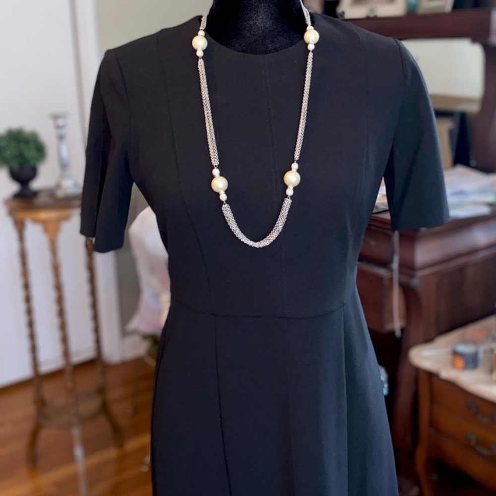 Donna Morgan Classic Black Dress - Picture 3 of 11